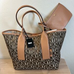 DKNY Tote NWT & Wristlet NWOT BUNDLE